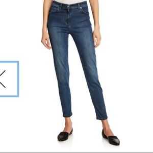 St. John Caviar Slim Straight Jeans!!